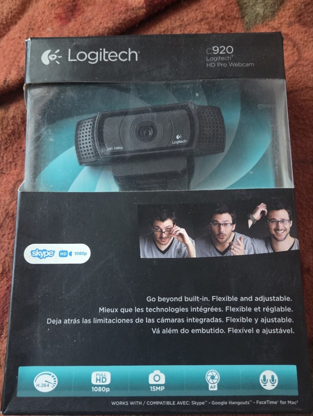 Logitech HD Pro Webcam C920 - Black with Teal Accent